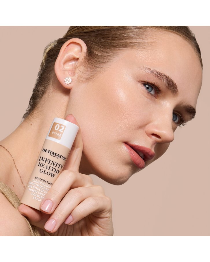 Infinity Healthy Glow könnyű, ragyogást kölcsönző alapozó