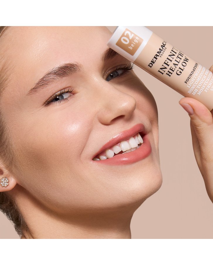 Infinity Healthy Glow könnyű, ragyogást kölcsönző alapozó